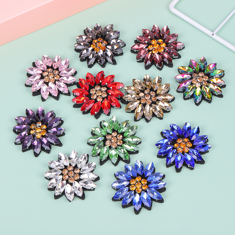 Applique Patch Flower - 5 قطع من زينة القماش المطرزة
